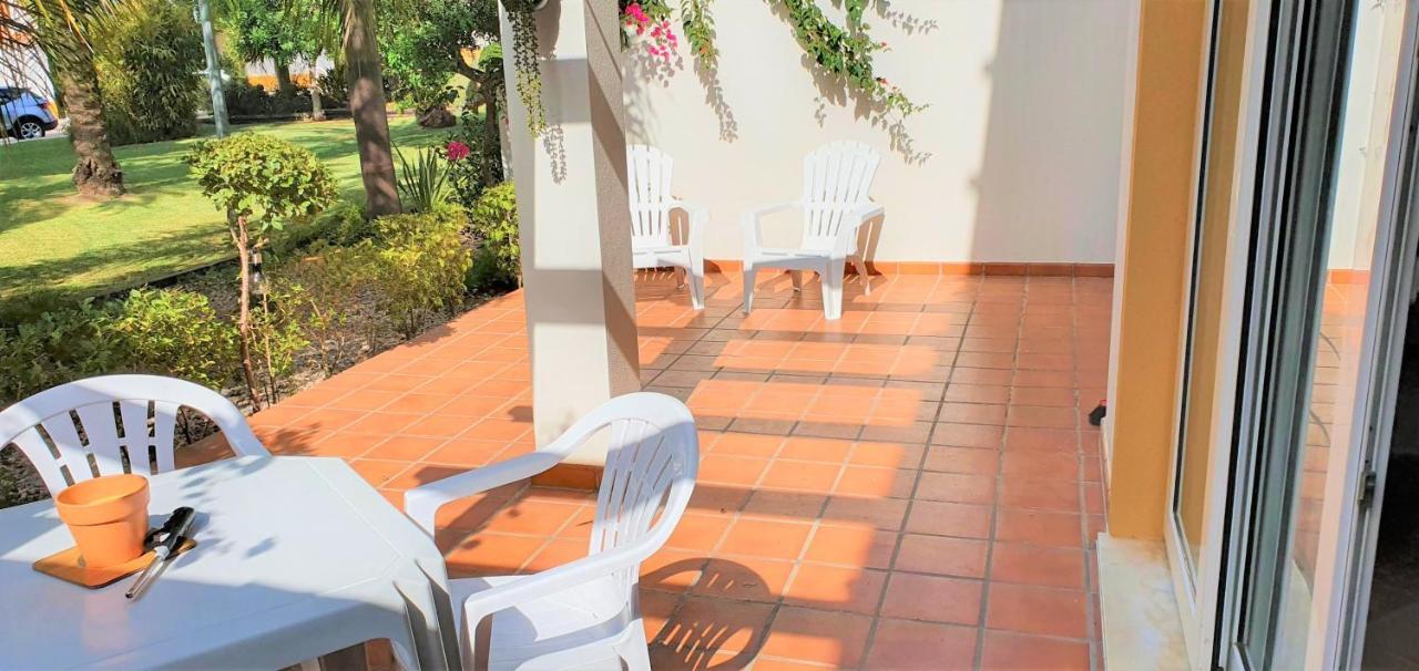 Nice 2 Bedroom Apartment Groundfloor Swimming Pool タヴィラ エクステリア 写真